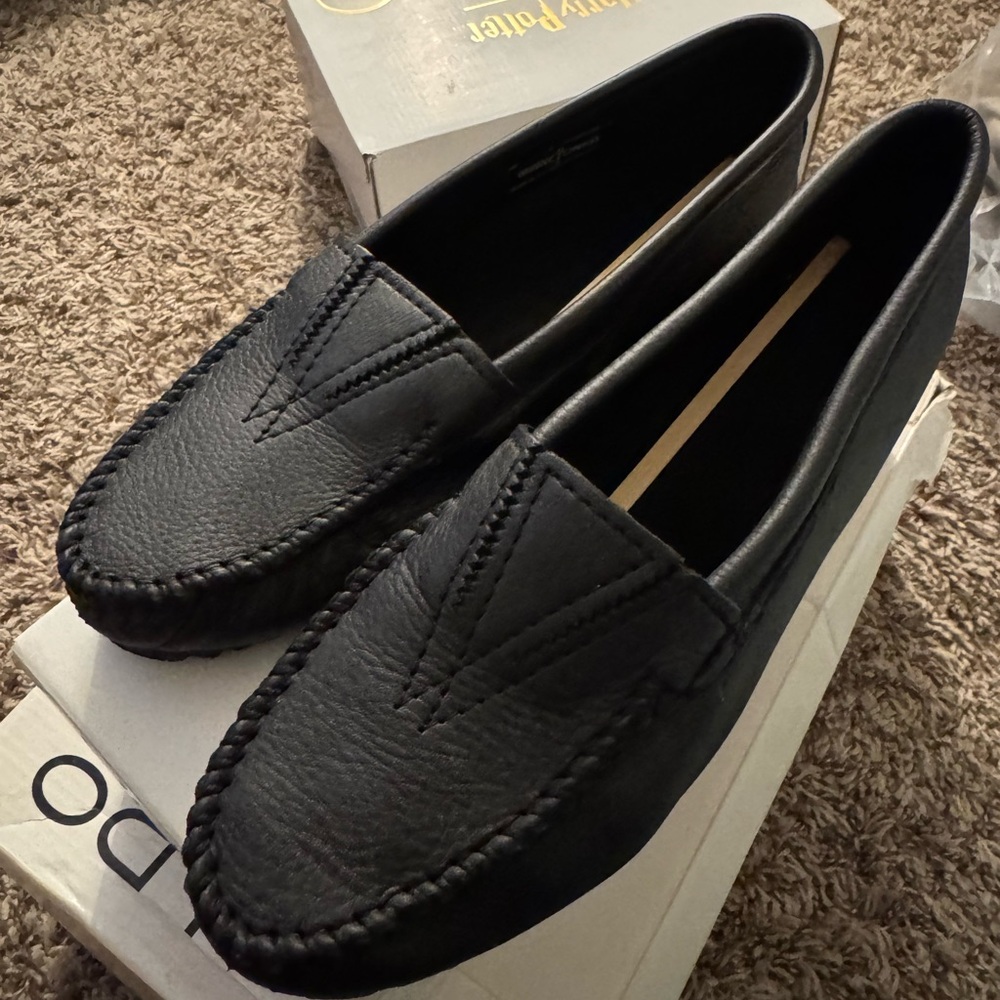 Minnetonka leather moccasins
